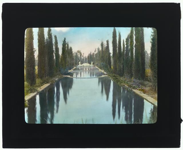 &quot;New Place,&quot; William Henry Crocker house, 80 New Place Road, Hillsborough, California. Reflecting pool: Johnston (Frances Benjamin) Collection, Prints &amp; Photographs Division, Library of Congress, LC-DIG-ppmsca-16072.