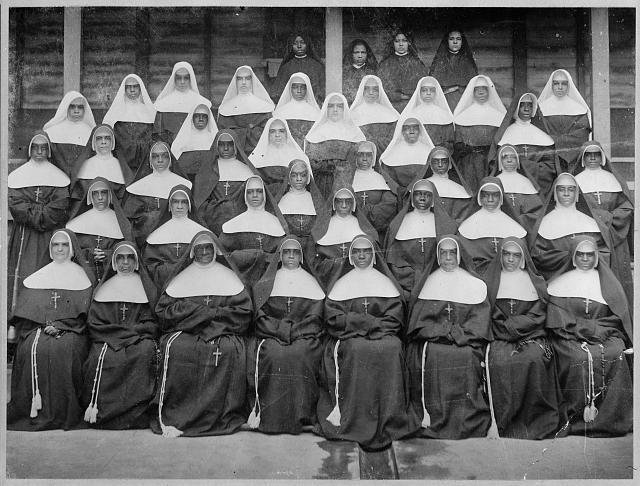 Sisters of the Holy Family, New Orleans, La.: African American Photographs Assembled for 1900 Paris Exposition, Prints &amp; Photographs Division, Library of Congress, LC-USZ62-53509.